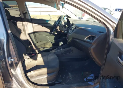 2020 Hyundai Accent Se из США, поврежденный, VIN 3KPC24A65LE126402